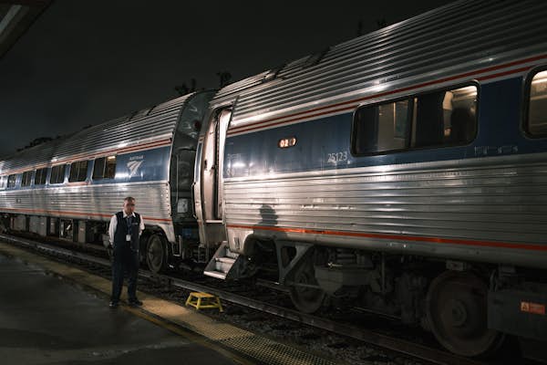 Taking the Silver Meteor train from Miami to NYC – is it worth the 27-hour journey?