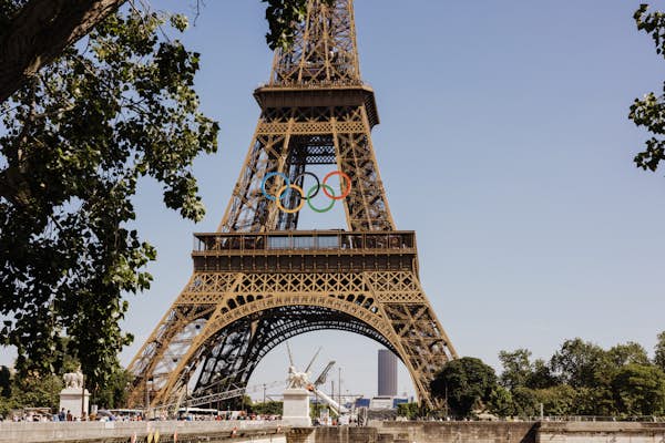 What to pack for your trip to Paris this summer